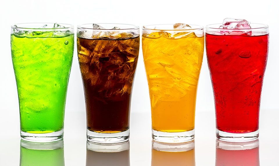 Người uống nhiều nước ngọt có nguy cơ mắc bệnh gì?