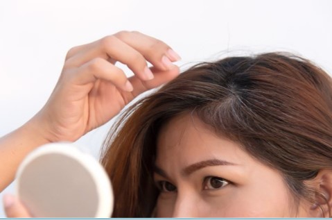 Nguyên nhân tóc bạc sớm và cách khắc phục