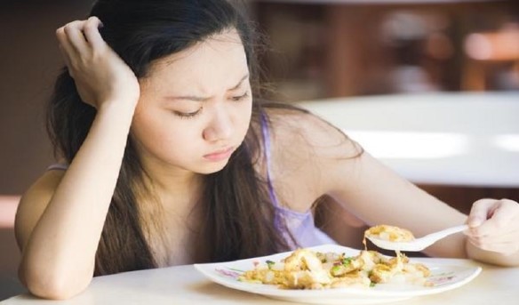 Tại sao trời nắng nóng lại khiến bạn chán ăn?
