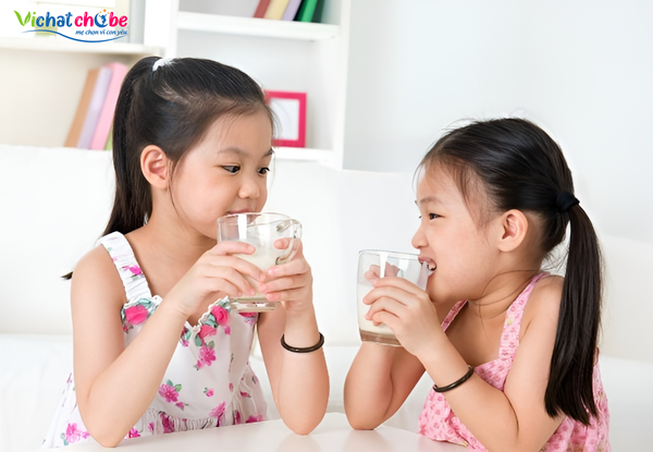 Cách chọn sữa tươi an toàn cho bé mẹ đã biết chưa?