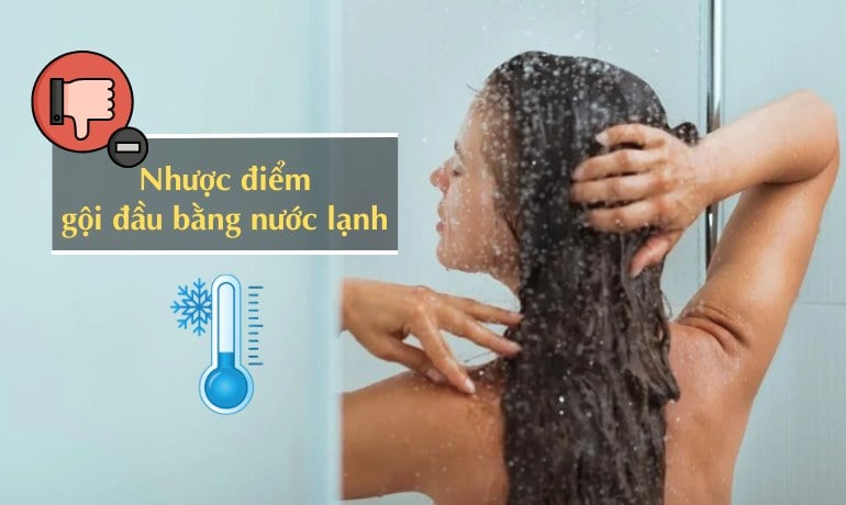 Nên gội đầu bằng nước ấm hay nước lạnh để giảm gàu, ngừa rụng?