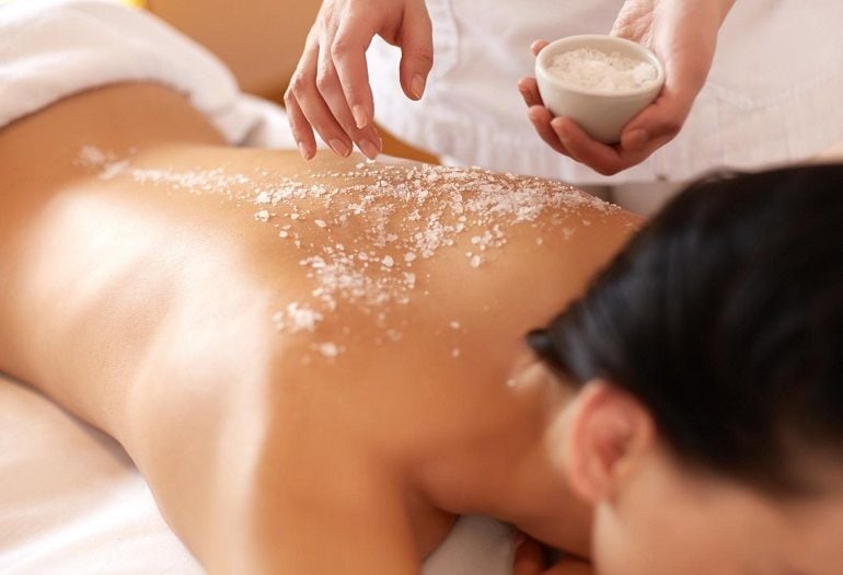 15 cách tẩy tế bào chết tại nhà với công thức thiên nhiên