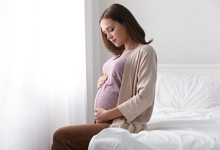 Lý giải các vị trí nổi mụn khi mang thai và hướng dẫn điều trị