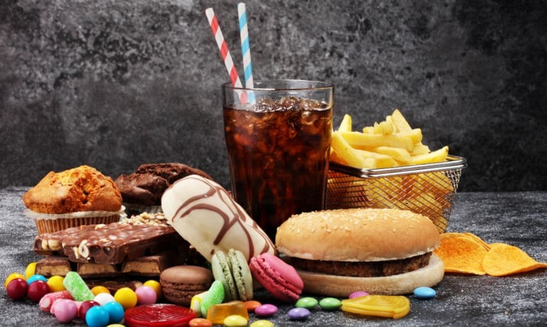 Cách phân biệt và điều trị các loại mụn trên khuôn mặt