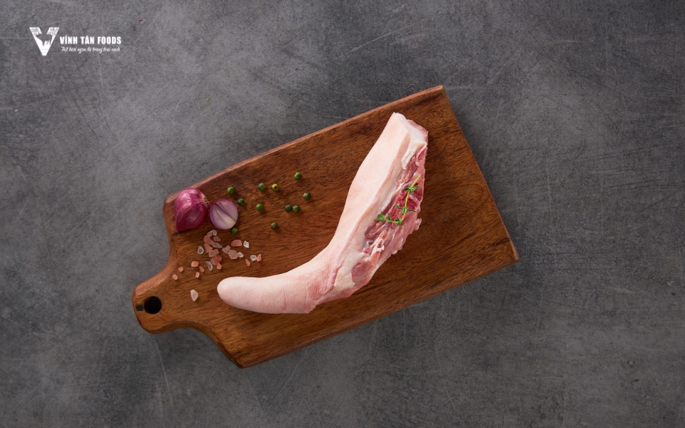 Đuôi Heo Tươi - Nguồn Collagen Tự Nhiên Cho Sức Khỏe Và Sắc Đẹp