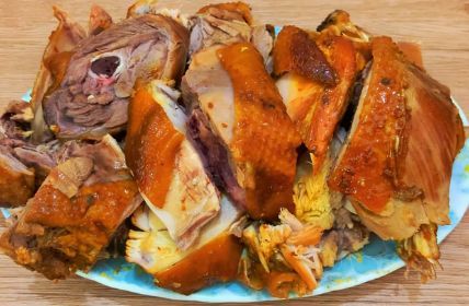 Công thức làm gà xông khói siêu đơn giản dễ thực hiện