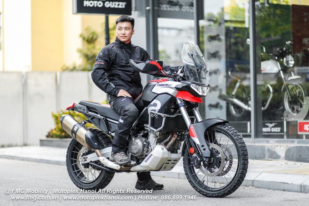 Áo Bảo Hộ Moto RS-Taichi RSJ729 Drymaster Kompass All Season Jacket chính hãng tại FMG Superstore | Motoplex Hanoi