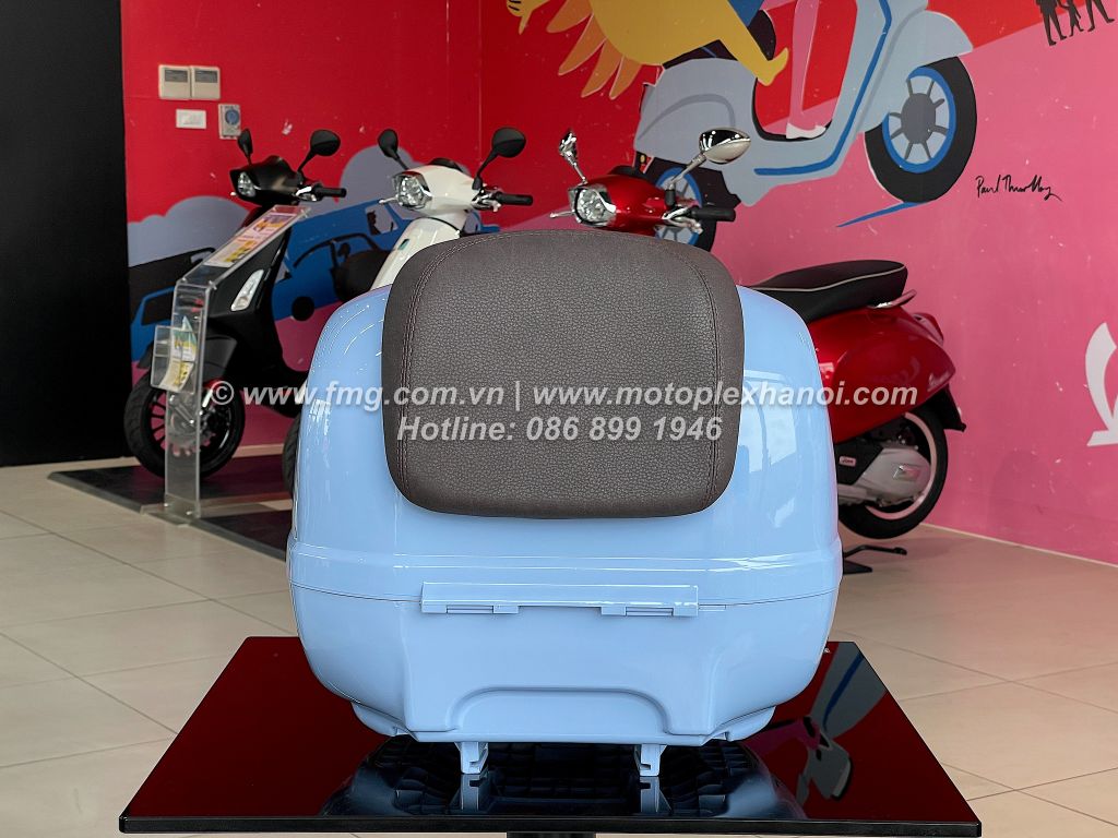 Thùng Đồ 36L Vespa GTS & Vespa GTV - Blue Provenza 279/A - CM273339 chính hãng tại Motoplex Hanoi | FMG.COM.VN