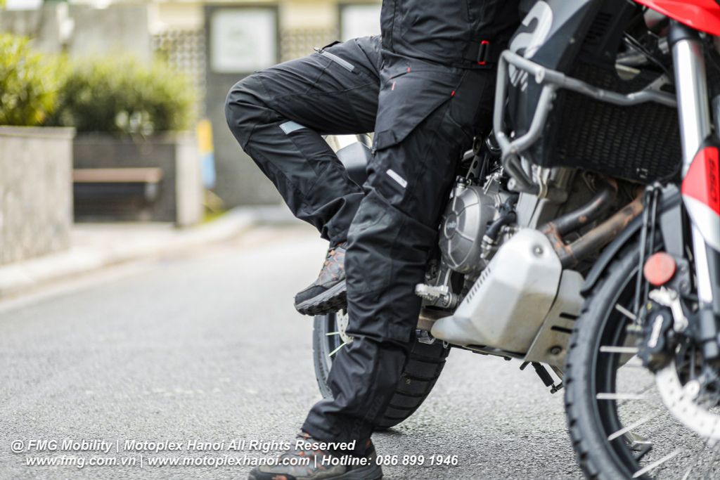 Quần Bảo Hộ Moto RS-Taichi RSY270 Drymaster Kompass Pants chính hãng tại FMG Superstore | Motoplex Hanoi