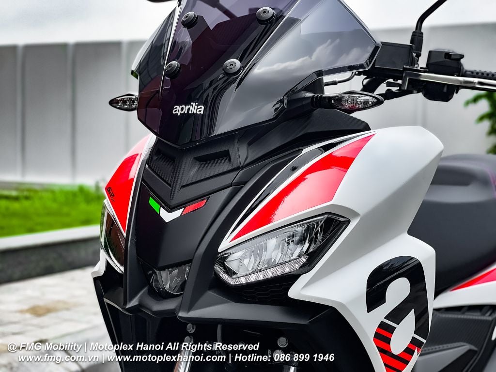 Chức năng tự động tăng cường độ sáng trên Aprilia SR GT 200 Sport an toàn trên mỗi chuyến đi