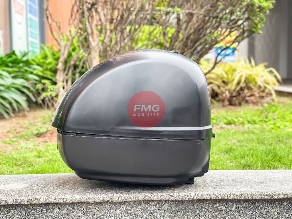 Thùng Đồ 36L Vespa GTS & Vespa GTV - Sơn Thô - 1B004078 chính hãng tại FMG Mobility | Motoplex Hanoi