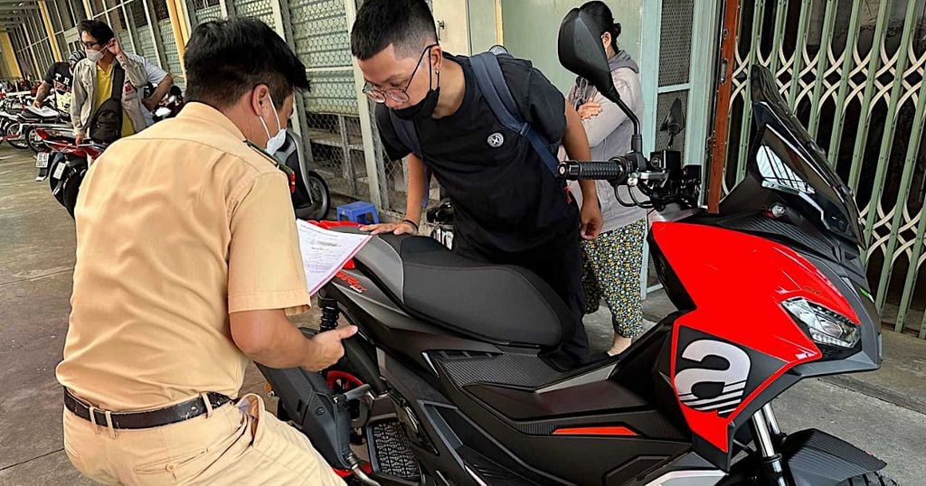 Khuyến mãi hấp dẫn tại Motoplex Hanoi, hỗ trợ đăng ký xe mới, ưu đãi khách hàng và các bạn tân sinh viên