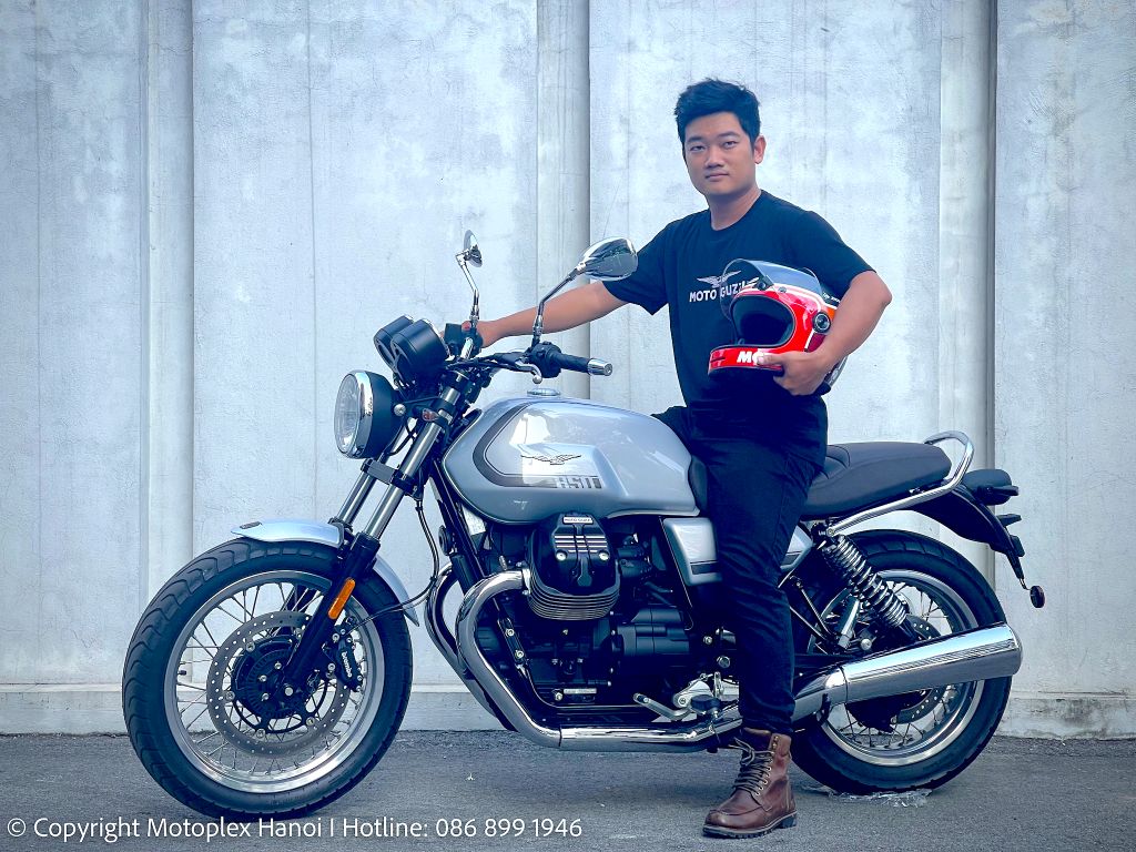 Moto Guzzi V7 có giá bao nhiêu tại Việt Nam