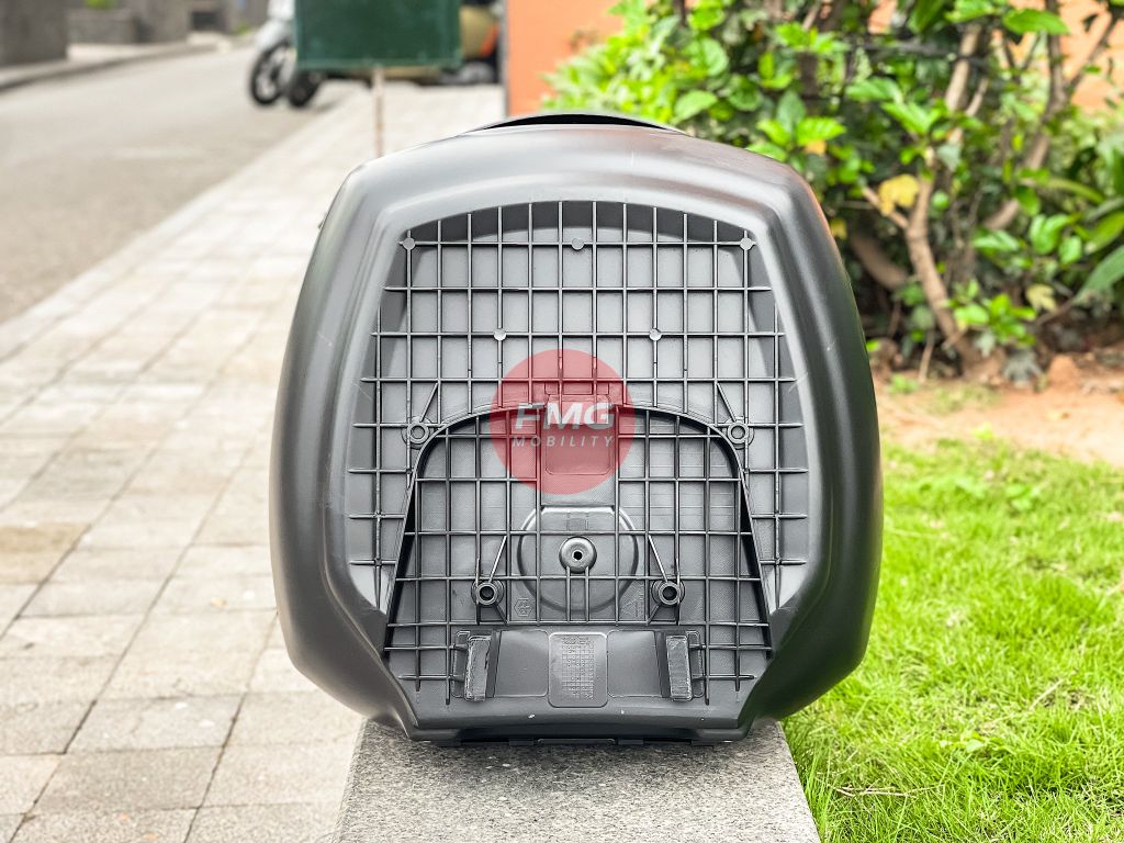 Thùng Đồ 36L Vespa GTS & Vespa GTV - Sơn Thô - 1B004078 chính hãng tại FMG Mobility | Motoplex Hanoi