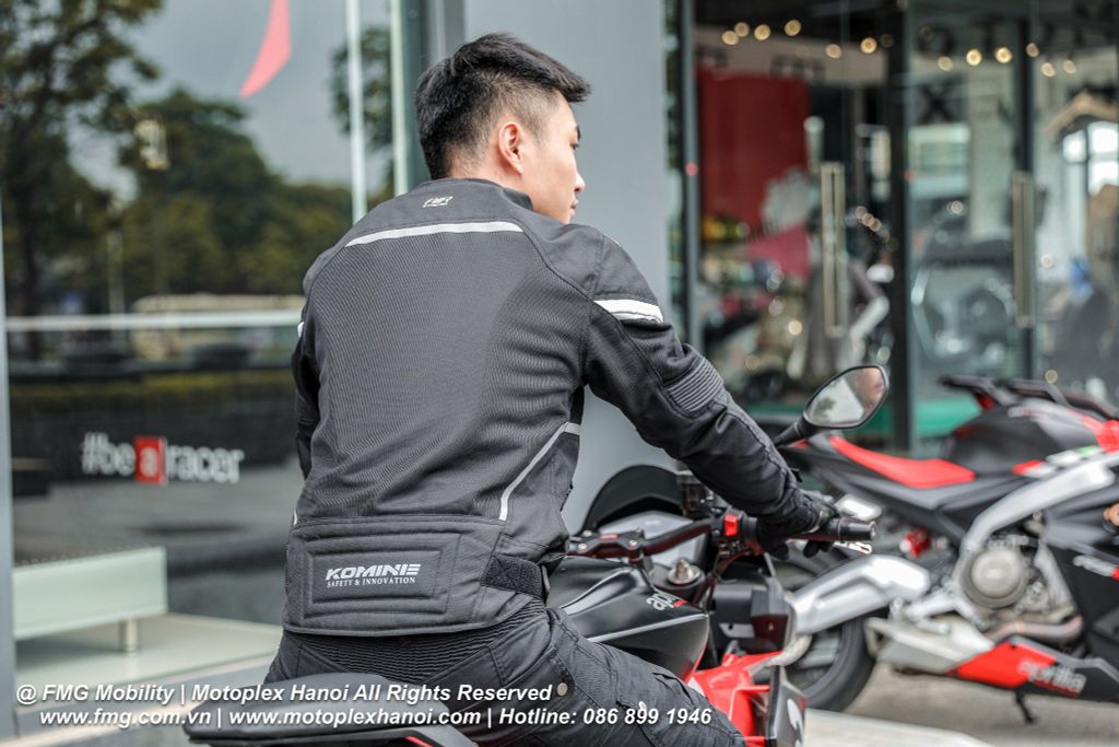 Áo Bảo Hộ Moto Komine JK-1573 Protect Carbon Mesh Jacket Tại FMG Superstore | Motoplex Hanoi