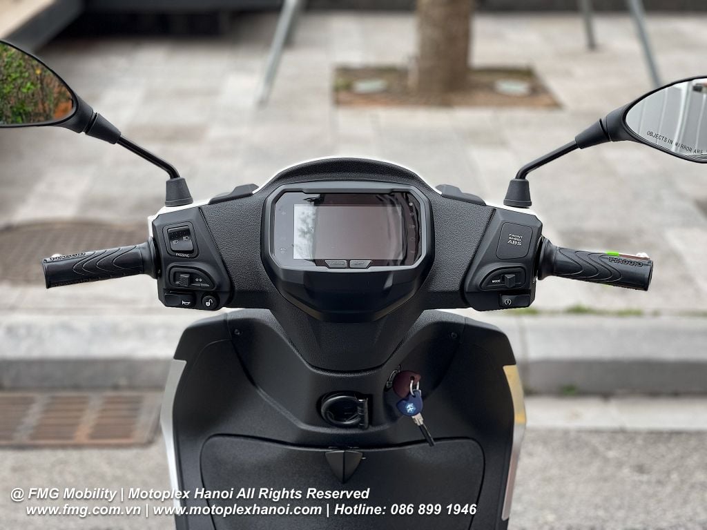 Piaggio Liberty S được phân phối chính hãng tại FMG Mobility | Motoplex Hanoi