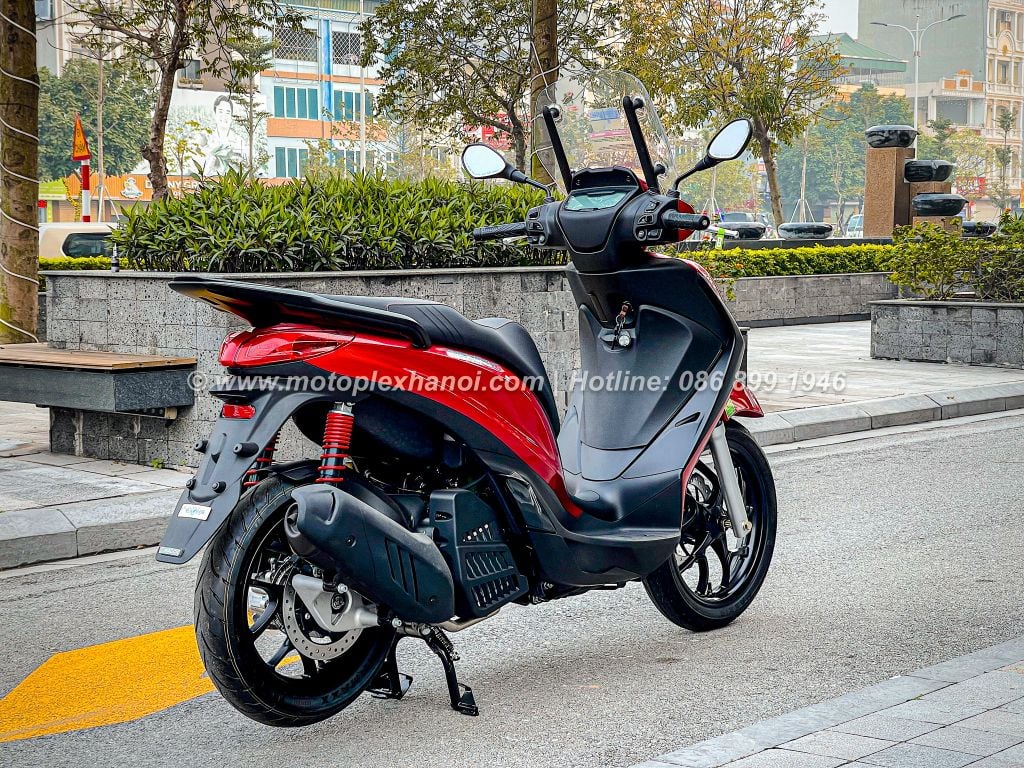 Piaggio Medley 2024 chính hãng tại Motoplex Hanoi