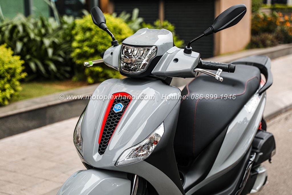 Piaggio Medley 2024 chính hãng tại Motoplex Hanoi