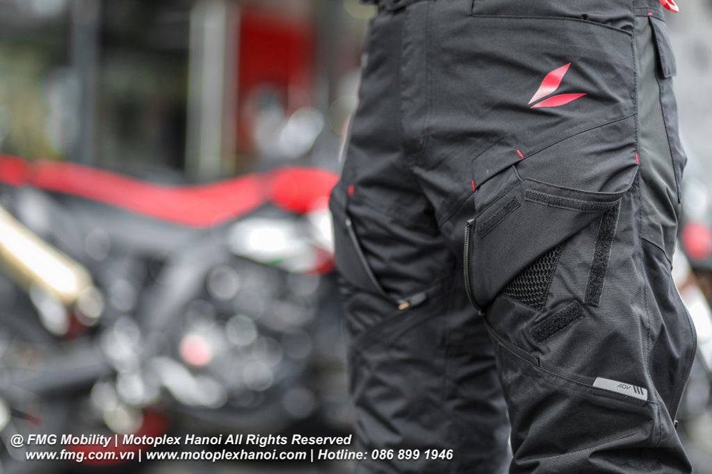 Quần Bảo Hộ Moto RS-Taichi RSY270 Drymaster Kompass Pants chính hãng tại FMG Superstore | Motoplex Hanoi