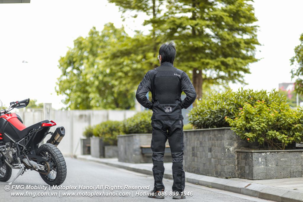 Quần Bảo Hộ Moto RS-Taichi RSY269 Kompass Air Pants chính hãng tại FMG Superstore | Motoplex Hanoi