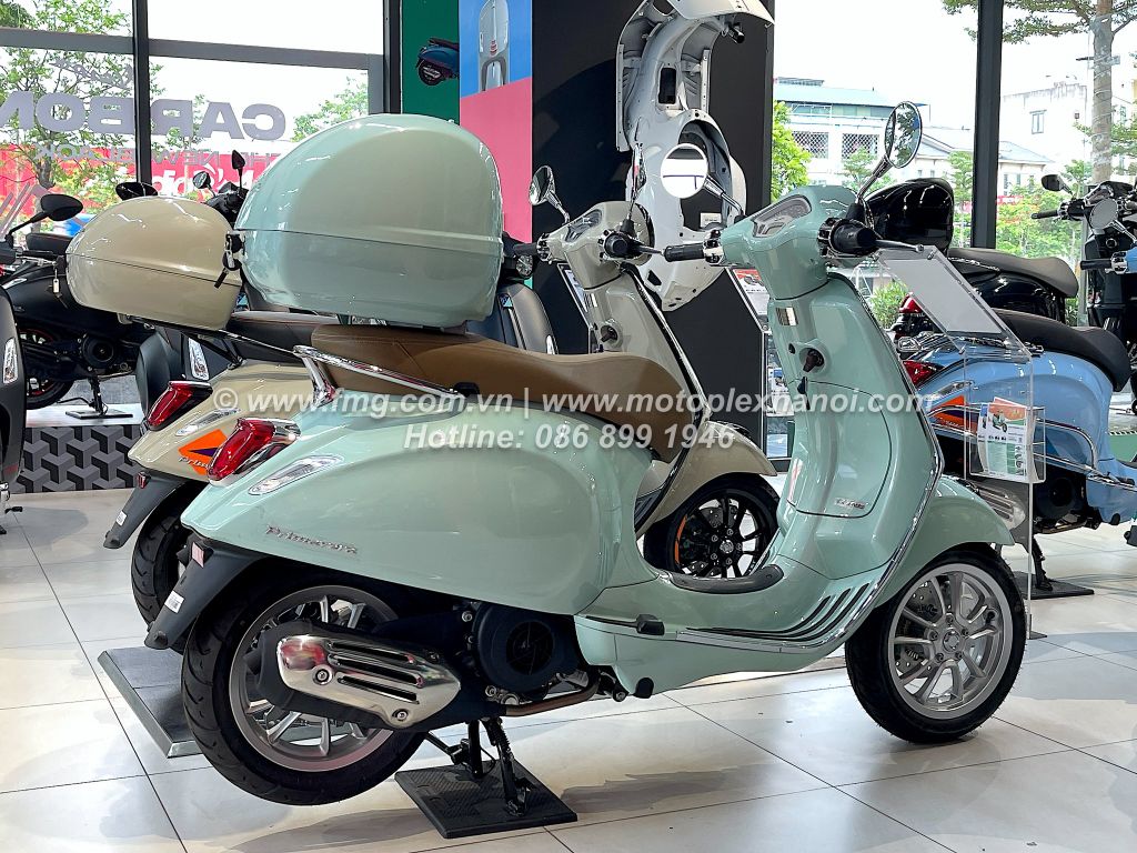 Thùng Đồ 36L Vespa GTS & Vespa GTV - Verde Relax 350/A - CM273351 chính hãng tại Motoplex Hanoi | FMG.COM.VN