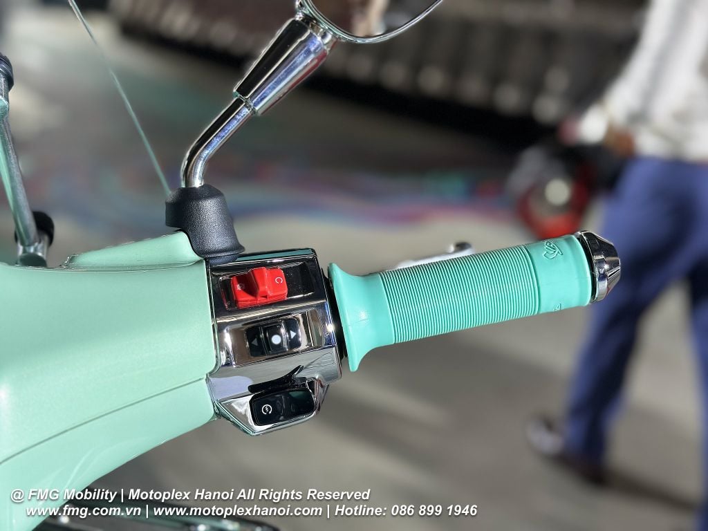 Hình Ảnh Vespa Primavera 2025 trong sự kiện ra ,mắt tại Piaggio Việt Nam