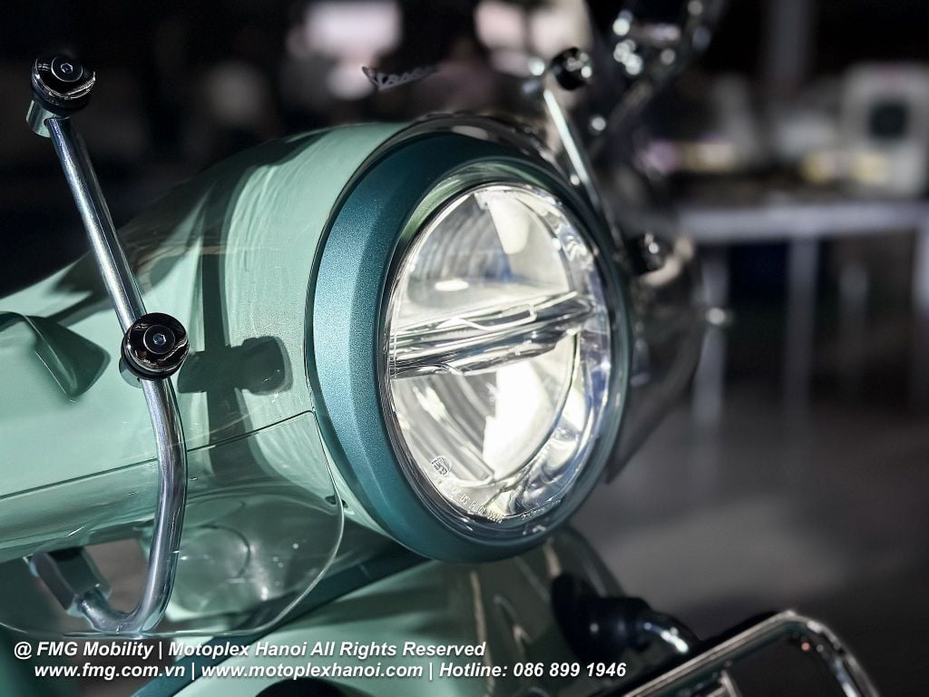 Hình Ảnh Vespa Primavera 2025 trong sự kiện ra ,mắt tại Piaggio Việt Nam