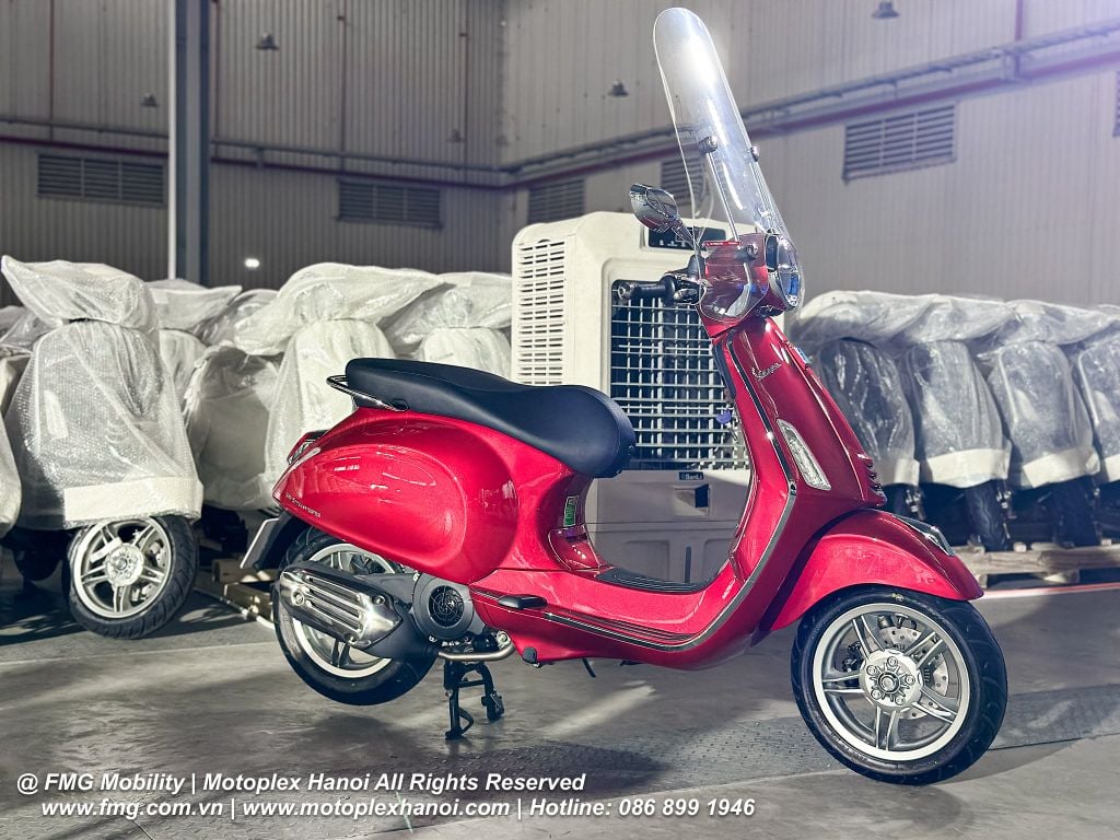 Hình Ảnh Vespa Primavera 2025 trong sự kiện ra ,mắt tại Piaggio Việt Nam