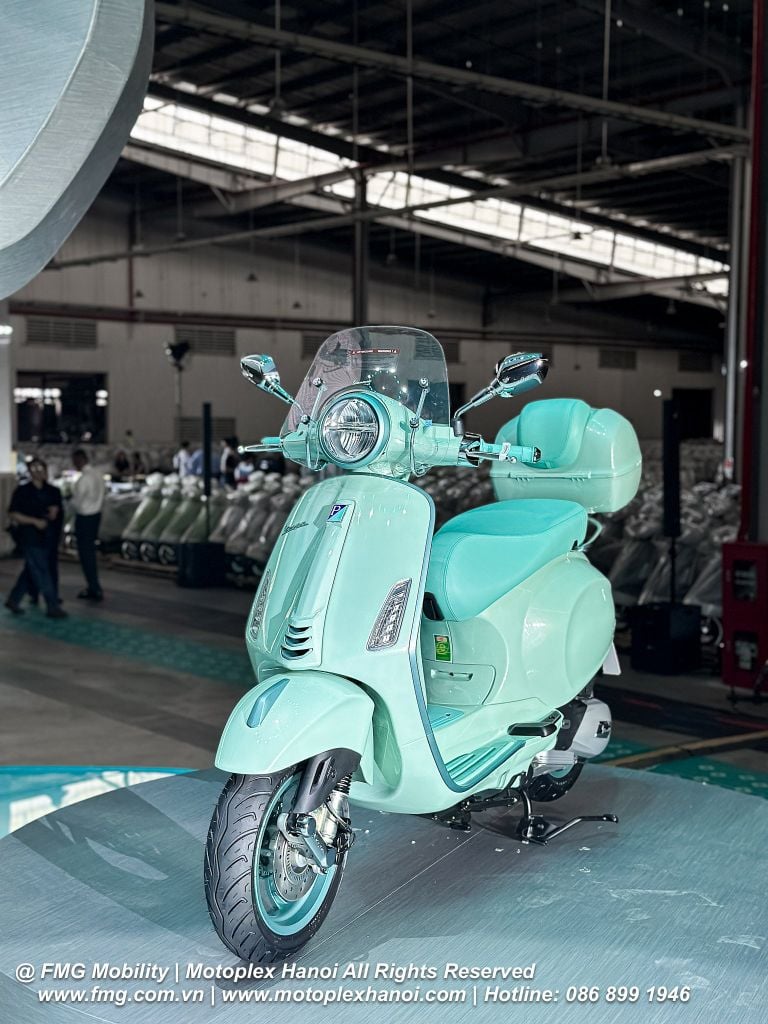 Hình Ảnh Vespa Primavera 2025 trong sự kiện ra ,mắt tại Piaggio Việt Nam