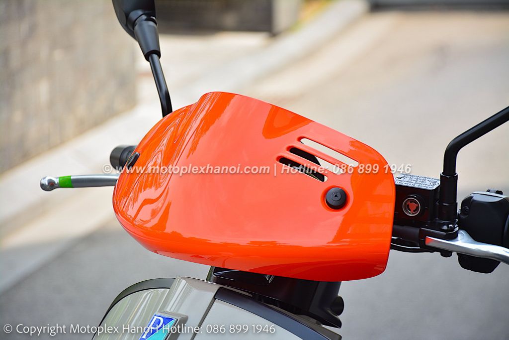 Phụ Kiện Vespa GTV chính hãng tại Motoplex Hanoi