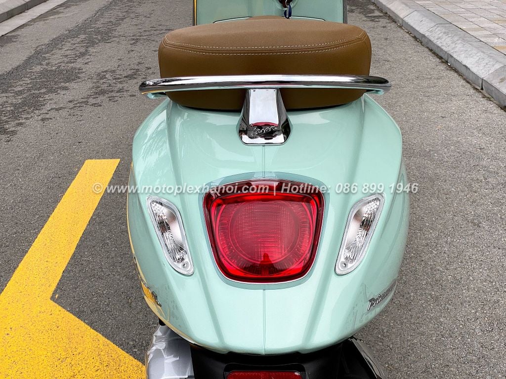 Vespa Primavera 125 chính hãng tại Motoplex Hanoi