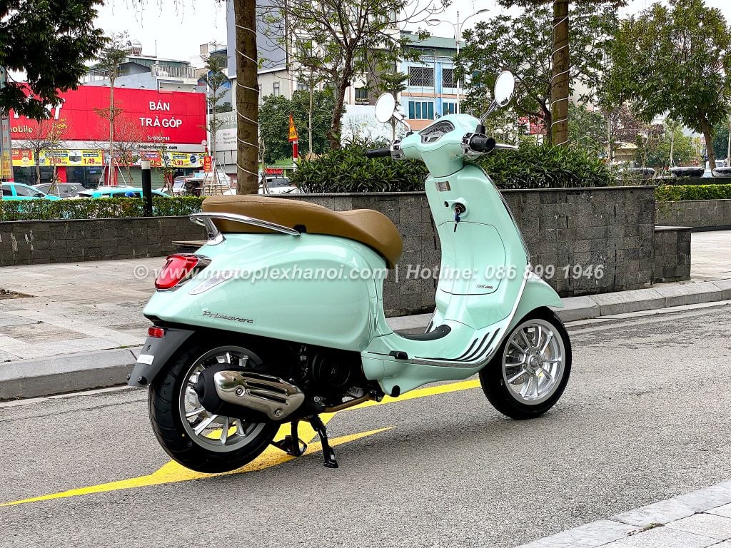 Vespa Primavera 125 chính hãng tại Motoplex Hanoi