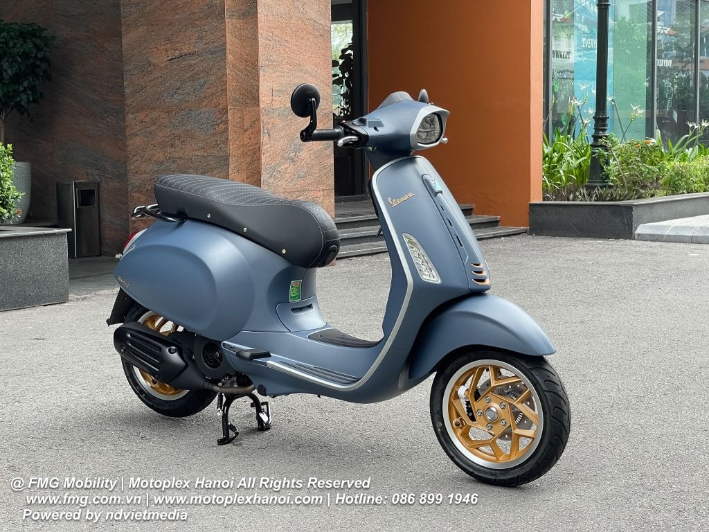 Vespa Sprint Officina 8 chính hãng tại FMG Mobility | Motoplex Hanoi