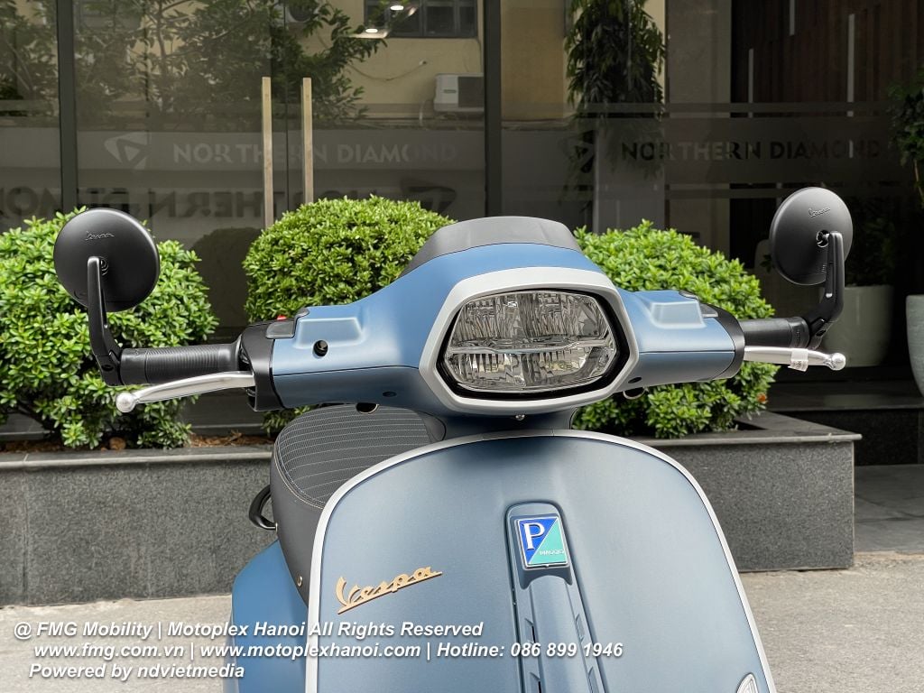 Vespa Sprint Officina 8 chính hãng tại FMG Mobility | Motoplex Hanoi