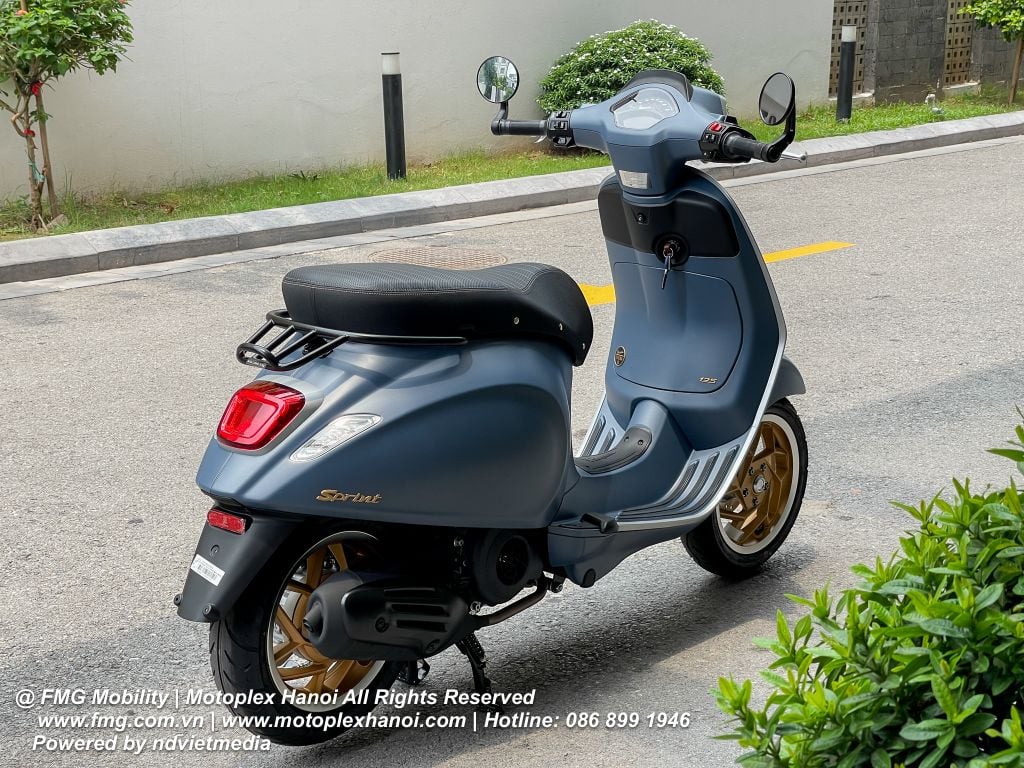 Vespa Sprint Officina 8 chính hãng tại FMG Mobility | Motoplex Hanoi