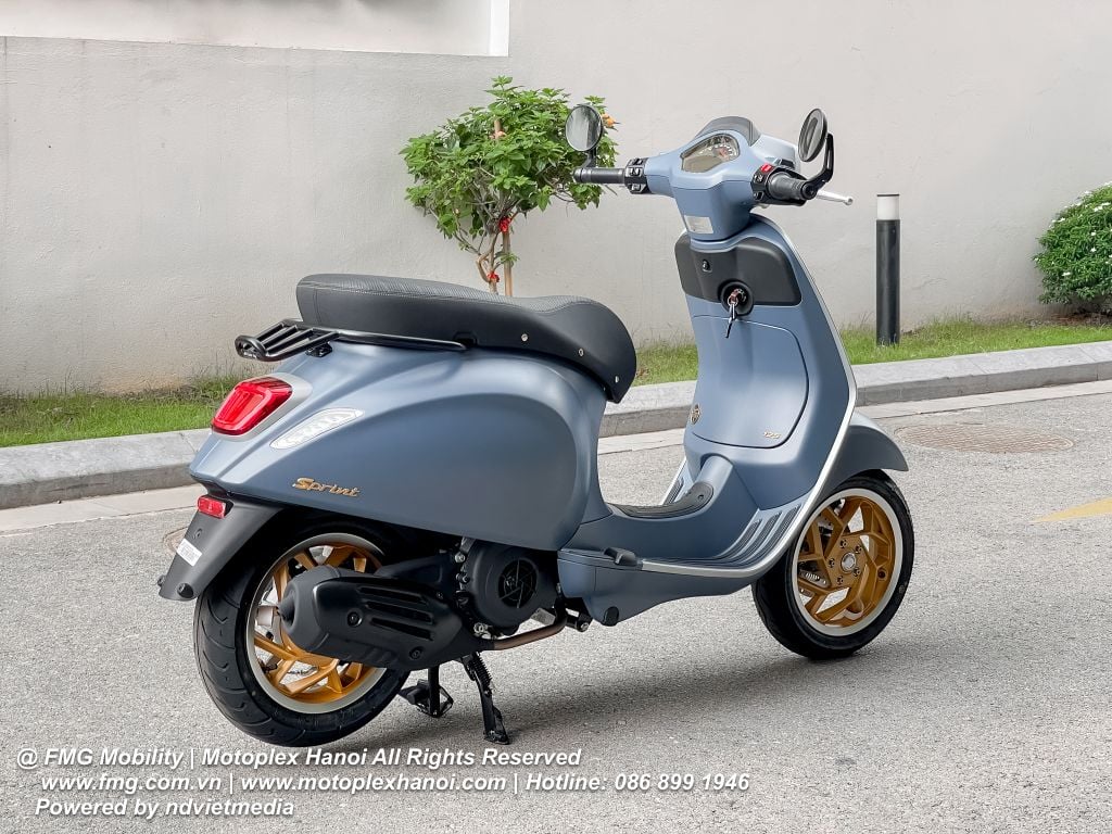 Vespa Sprint Officina 8 chính hãng tại FMG Mobility | Motoplex Hanoi