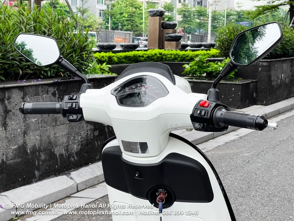 Vespa Sprint S 125 2025 chính hãng tại Motoplex Hanoi
