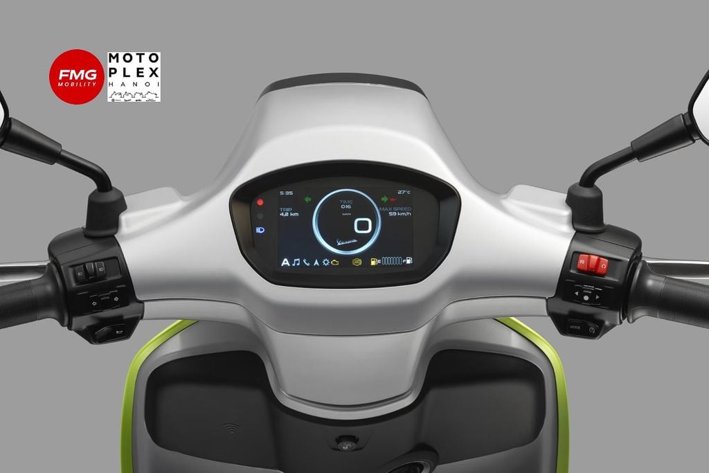 Vespa Sprint Tech 2025 được trang bị những tính năng công nghệ mới nhất với Màn hình TFT 5 inch hiện đại