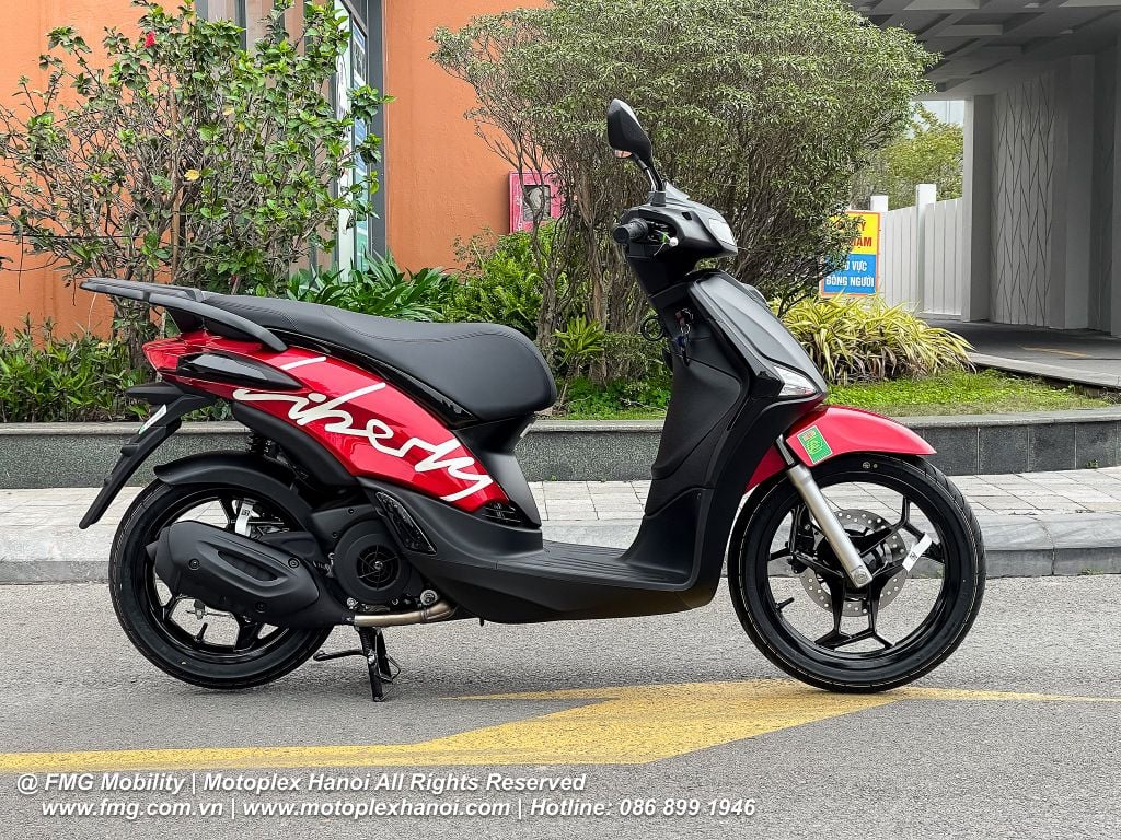 Piaggio Liberty 125 Z tinh tế trong từng chi tiết, đồng đều, liền mạch. Chiều D x R x C của xe lần lượt là 1,958 mm x 695 mm x 790 mm