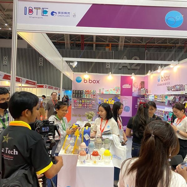 B.BOX BÙNG BỔ VISUAL CÙNG HÀNG LOẠT HOẠT ĐỘNG THÚ VỊ TẠI TRIỂN LÃM QUỐC TẾ SẢN PHẨM & ĐỒ CHƠI TRẺ EM IBTE 2024