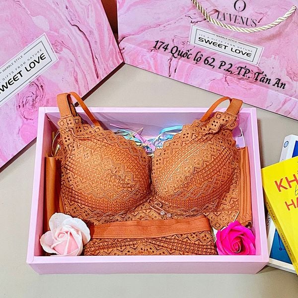 Xu hướng chọn áo ngực thời trang phong cách sexy, quyến rũ nhất năm 2022