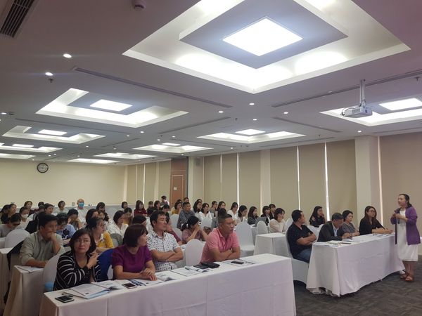 Tại Hà Nội, FAC phối hợp với VCCI tổ chức khóa đào tạo cập nhật chính sách mới cho Doanh nghiệp nhỏ và vừa