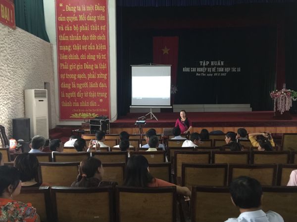 FAC tập huấn nâng cao nghiệp vụ kế toán tại HTX huyện Đức Thọ tỉnh Hà Tĩnh