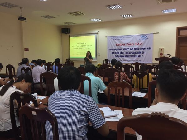FAC đào tạo QTDN, Xây dựng thương hiệu và cập  nhật chính sách thuế cho các DN nhỏ và vừa tại thành phố Thái Bình