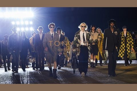Louis Vuitton: BST thời trang nam Xuân-Hè 2024