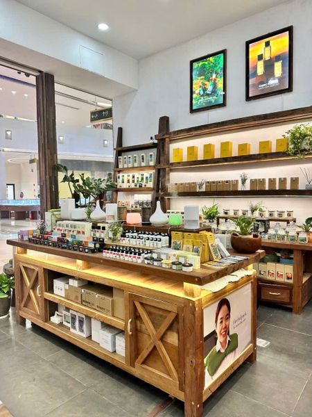 khai trương himalaya