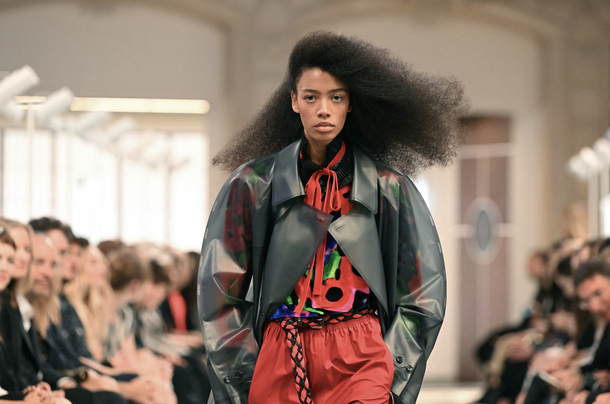 Louis Vuitton Thu-Đông 2025: Sự hòa quyện giữa cổ điển và hiện đại