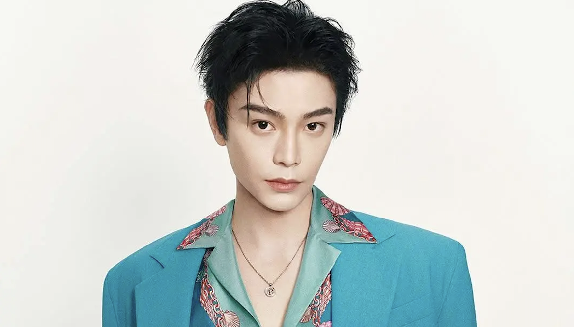 Ding Yuxi trở thành Đại sứ thương hiệu toàn cầu mới của Versace