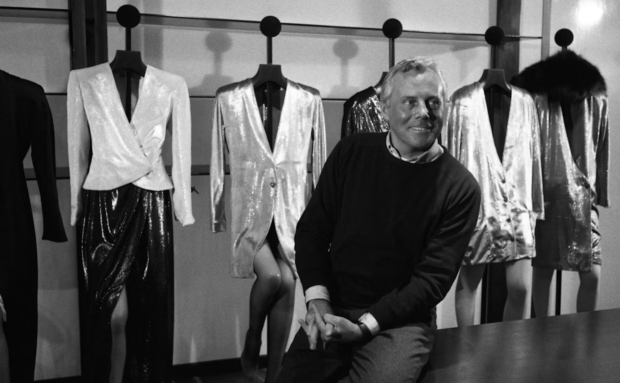 Giorgio Armani kỷ niệm 50 năm: Di sản biểu tượng thời trang toàn cầu