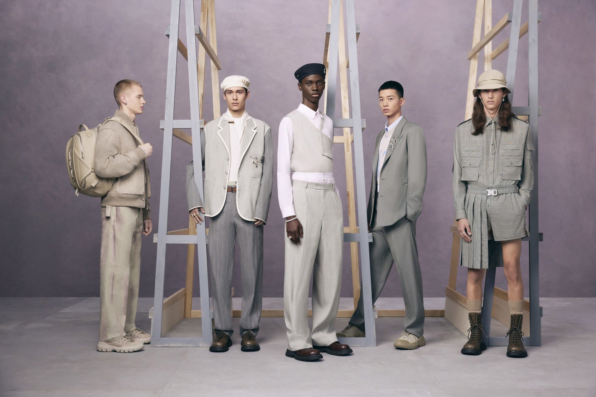 Dior Men's Resort 2024: Khi lịch sử của nước Anh trở thành nguồn cảm hứng mới